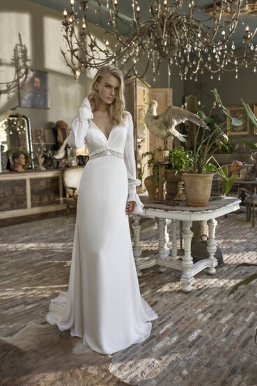 Modeca_2019_Preview_Darcy_afront.jpg